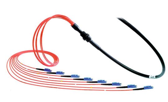 Die Kabelsysteme Masterline werden im Bereich der Windkraft vor allem für die Turmverkabelung aber auch für kurze Strecken in der Gondel und im Bodenraum eingesetzt. (Bild: Huber + Suhner) Die Kabelsysteme Masterline werden im Bereich der Windkraft vor allem für die Turmverkabelung aber auch für kurze Strecken in der Gondel und im Bodenraum eingesetzt. (Bild: Huber + Suhner)