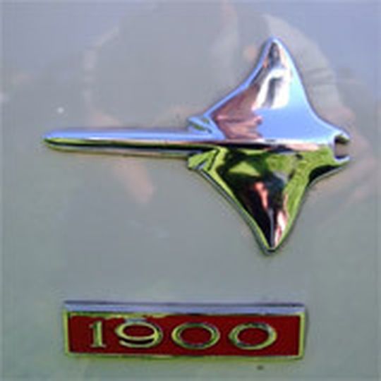 Der Opel Manta hat seinen Namen von einem Meeresbewohner: dem Mantarochen. Der Opel Manta hat seinen Namen von einem Meeresbewohner: dem Mantarochen.