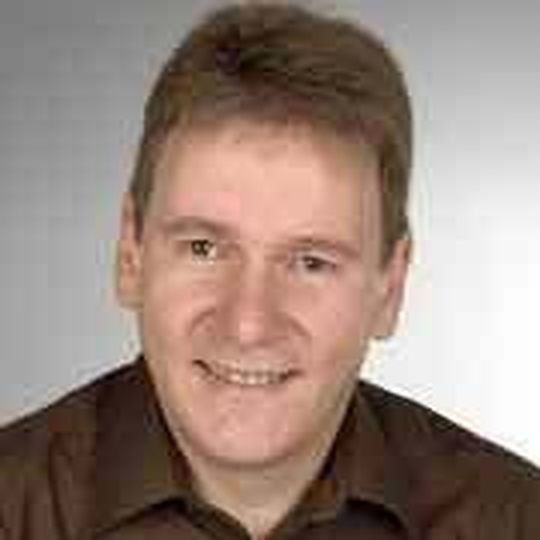 Bike-Vertriebsprofi Klaus-Peter Schäfer berät nach seinem Triumph-Weggang nun Motorradhändler. Bike-Vertriebsprofi Klaus-Peter Schäfer berät nach seinem Triumph-Weggang nun Motorradhändler.