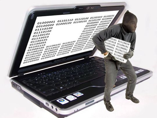 Industriespionage bedroht vor allem mittelständische Unternehmen mit vergleichsweise geringen IT-Ressourcen. Industriespionage bedroht vor allem mittelständische Unternehmen mit vergleichsweise geringen IT-Ressourcen.