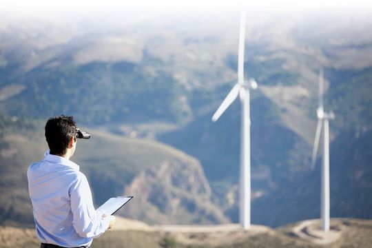 Auch für Windenergieanlagen gilt die Maschinenrichtlinie. Bachmann electronic bietet dazu ein komplettes Sicherheitspaket. (Bild: Veer) Auch für Windenergieanlagen gilt die Maschinenrichtlinie. Bachmann electronic bietet dazu ein komplettes Sicherheitspaket. (Bild: Veer)