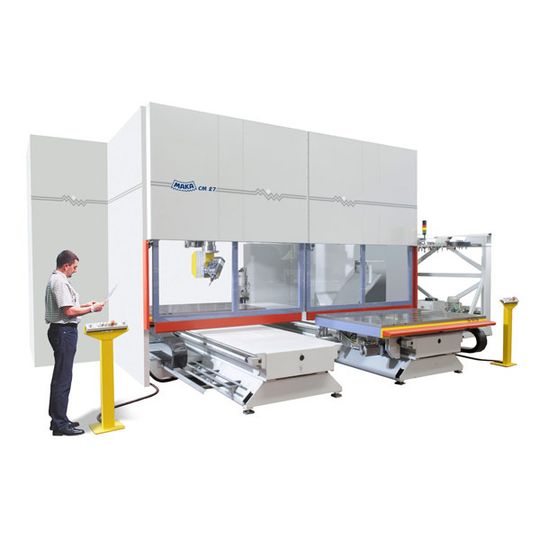 Bild 1: CNC-Bearbeitungszentrum CM 27t für die Hochgeschwindigkeitsbearbeitung von Aluminium-Bauteilen. Bild: Maka Bild 1: CNC-Bearbeitungszentrum CM 27t für die Hochgeschwindigkeitsbearbeitung von Aluminium-Bauteilen. Bild: Maka
