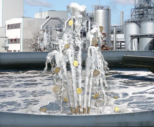 Der richtige Belüfter im Klärbecken spart eine Menge Energie und damit bares Geld. (Bild: Zweckverband Ostholstein) Der richtige Belüfter im Klärbecken spart eine Menge Energie und damit bares Geld. (Bild: Zweckverband Ostholstein)