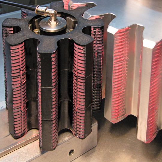 PU-Schmierritzel für gleichmäßigen Schmierstoffauftrag. (Bild: Lincoln)