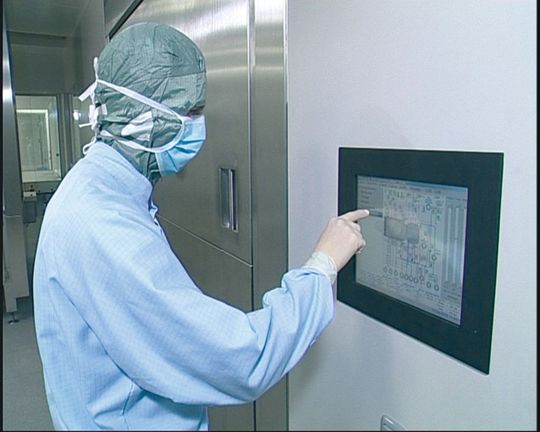 Die Verarbeitung von Impfstoffen erfordert besondere Kontrolle der Prozesse. (Bild: Optima Group Pharma) Die Verarbeitung von Impfstoffen erfordert besondere Kontrolle der Prozesse. (Bild: Optima Group Pharma)