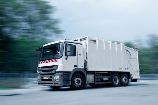 Abfallsammelfahrzeug mit hydraulischen Hybrid-Antrieb (Bild: Bosch Rexroth)