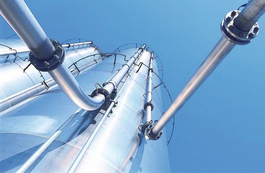 Der Bau von Siloanlagen ist trotz der Erweiterung des Geschäftes immer noch ein wichtiger Kern des Anlagenbaus von Zeppelin Systems. (Bild: Zeppelin) Der Bau von Siloanlagen ist trotz der Erweiterung des Geschäftes immer noch ein wichtiger Kern des Anlagenbaus von Zeppelin Systems. (Bild: Zeppelin)