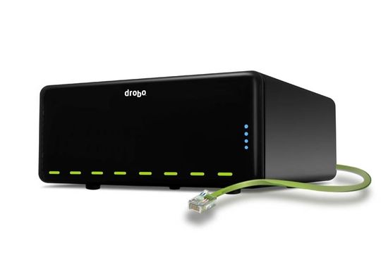 Der DroboPro FS von Data Robotics lässt sich direkt an jedes Gigabit-Ethernet-Netzwerk anschließen und ist sofort einsatzbereit. Unterstützt werden Microsoft-, Linux- und Apple-Betriebssysteme. Der DroboPro FS von Data Robotics lässt sich direkt an jedes Gigabit-Ethernet-Netzwerk anschließen und ist sofort einsatzbereit. Unterstützt werden Microsoft-, Linux- und Apple-Betriebssysteme.