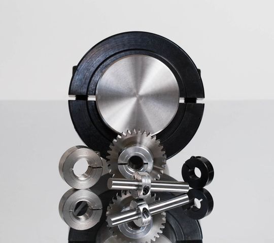 Klemmringe mit kontrollierter Stirnflächen-Bohrungstoleranz und hoher Haltekraft (Bild: Ruland) Klemmringe mit kontrollierter Stirnflächen-Bohrungstoleranz und hoher Haltekraft (Bild: Ruland)