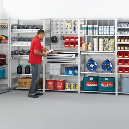 Die sechs Regalmodule bieten beinahe unbegrenzte Möglichkeiten, die Lagerung von Kleinteilen zu gestalten. Bild: Schulte Lagertechnik Die sechs Regalmodule bieten beinahe unbegrenzte Möglichkeiten, die Lagerung von Kleinteilen zu gestalten. Bild: Schulte Lagertechnik
