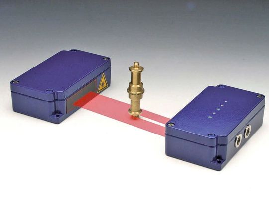 Flächenlichtschranke mit einstellbaren Schaltausgängen von Laser Components (Bild: Laser Components) Flächenlichtschranke mit einstellbaren Schaltausgängen von Laser Components (Bild: Laser Components)