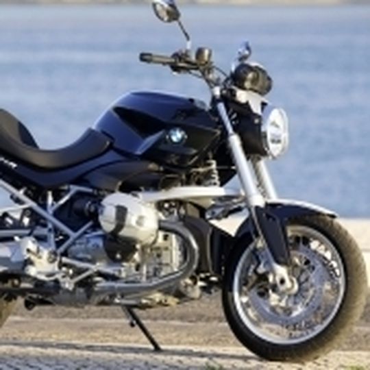 Die neue BMW R 1200 R. Die neue BMW R 1200 R.