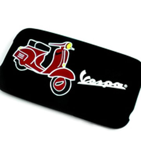 Die Vespa am Ohr - SIP Scootershop macht‘s möglich. Die Vespa am Ohr - SIP Scootershop macht‘s möglich.