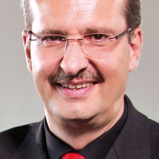<strong id="ForP_5E595011-A1F5-4AFE-64D76F90E5A80124">Volker Welsch,</strong> PSB: „Gerade bei einem Familienunternehmen wie PSB spielen in der heutigen Zeit kontinuierliche Investitionen in Forschung und Entwicklung eine wesentliche Rolle für die professionelle Platzierung am Markt.“<em id="ForP_5E595021-9EC8-1A69-D1D0494616DDB317"> </em>Bild: PSB Intralogistics <strong id="ForP_5E595011-A1F5-4AFE-64D76F90E5A80124">Volker Welsch,</strong> PSB: „Gerade bei einem Familienunternehmen wie PSB spielen in der heutigen Zeit kontinuierliche Investitionen in Forschung und Entwicklung eine wesentliche Rolle für die professionelle Platzierung am Markt.“<em id="ForP_5E595021-9EC8-1A69-D1D0494616DDB317"> </em>Bild: PSB Intralogistics
