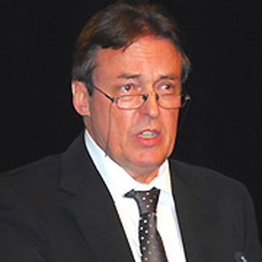 Der stellvertretende Obermeister der Innung Region Stuttgart, Torsten Treiber, kündigte an, dass das Herbstforum künftig jährlich stattfinden soll. Der stellvertretende Obermeister der Innung Region Stuttgart, Torsten Treiber, kündigte an, dass das Herbstforum künftig jährlich stattfinden soll.