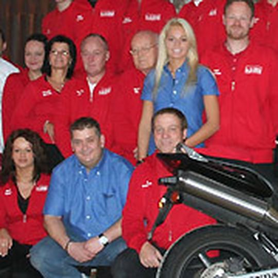 Der Preis „Motorradhändler des Jahres“ geht an das „ZRM Zworad“-Team aus Mannheim. Der Preis „Motorradhändler des Jahres“ geht an das „ZRM Zworad“-Team aus Mannheim.