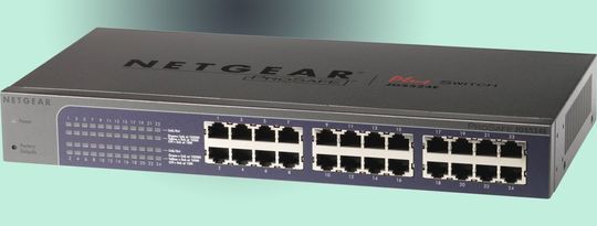 Der Managed Switch „JGS524E“ stammt aus der Netgear-Produktfamilie „Pro Safe Plus“. Bild: Netgear Der Managed Switch „JGS524E“ stammt aus der Netgear-Produktfamilie „Pro Safe Plus“. Bild: Netgear