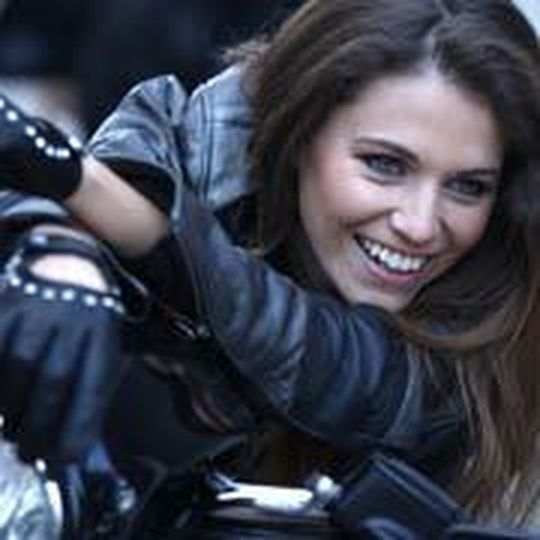 Motorradhändler sollten Frauen als Kundinnen künftig noch besser im Fokus haben. Motorradhändler sollten Frauen als Kundinnen künftig noch besser im Fokus haben.