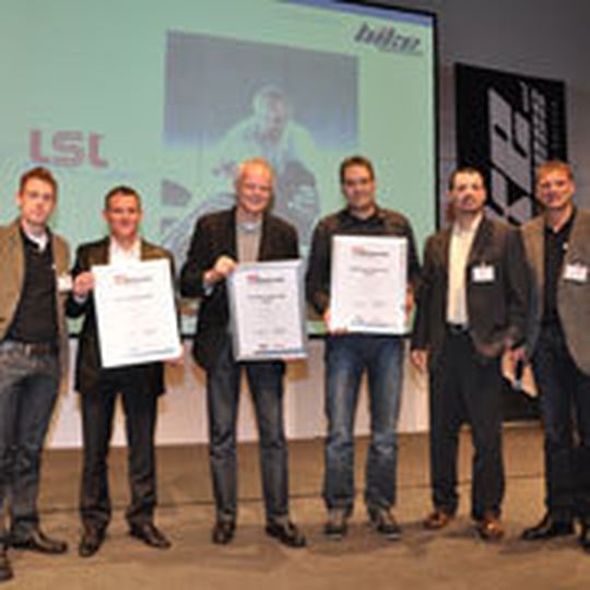 Drei Unternehmen, die vom aktuellen Trend „Customizing“ profitieren, waren zum „Branchenaward Industrie 2010“ nominiert. Drei Unternehmen, die vom aktuellen Trend „Customizing“ profitieren, waren zum „Branchenaward Industrie 2010“ nominiert.