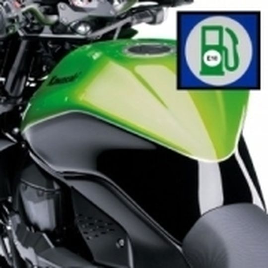 Kawasaki informiert über die Verträglichkeit von E10-Kraftstoff. Kawasaki informiert über die Verträglichkeit von E10-Kraftstoff.