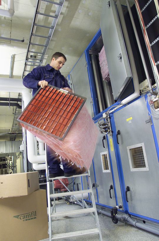 Der Luftfilterhersteller Camfil Farr ist jetzt wieder vollständig im Familienbesitz. (Bild: Camfil Farr) Der Luftfilterhersteller Camfil Farr ist jetzt wieder vollständig im Familienbesitz. (Bild: Camfil Farr)