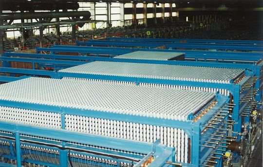 1997 hat Bayer MaterialScience auf das Membranelektrolyseverfahren zur Chlorherstellung umgestellt. (Bild: Bayer) 1997 hat Bayer MaterialScience auf das Membranelektrolyseverfahren zur Chlorherstellung umgestellt. (Bild: Bayer)