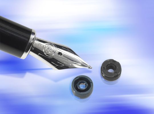 Die kleinsten Details dieses Mikro-Simmerrings bewegen sich im Bereich von wenigen hundertstel Millimetern. (Bild: Freudenberg)