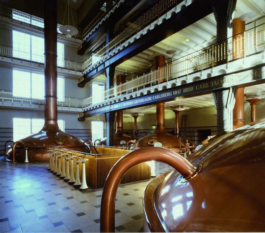 A view into the Carlsberg brewhouse (Pictures: Siemens) A view into the Carlsberg brewhouse (Pictures: Siemens)