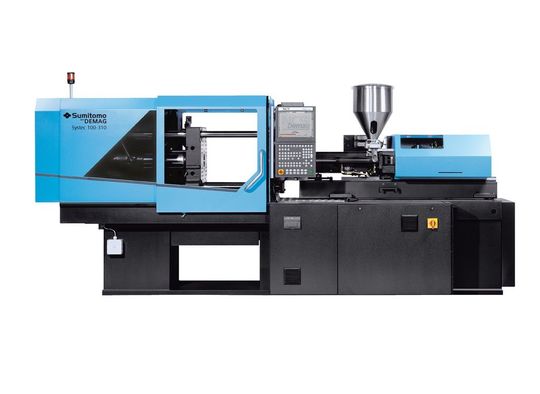 Die hydraulische Spritzgießmaschine Systec 25-120 zeichnet sich unter anderem durch sehr stabile, werkzeugschonende Linearführungen auf der Schließseite aus. (Bild: Sumitomo Demag) Die hydraulische Spritzgießmaschine Systec 25-120 zeichnet sich unter anderem durch sehr stabile, werkzeugschonende Linearführungen auf der Schließseite aus. (Bild: Sumitomo Demag)