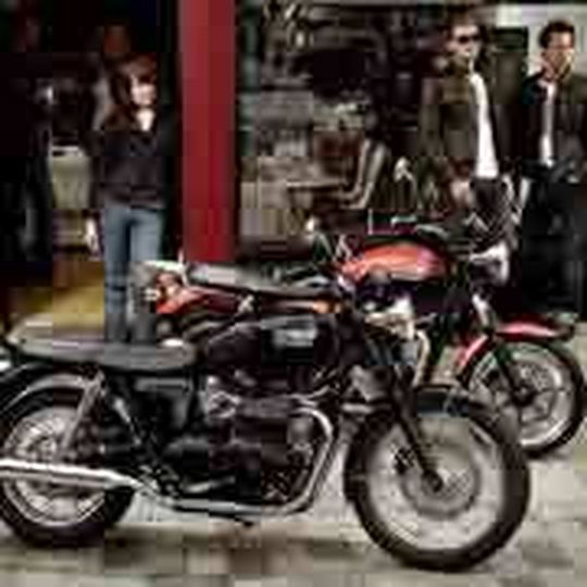 Von wegen Marketing-Amateure: Triumph-Kunden mit den pfiffigsten Werbeideen steuern eine Saison lang umsonst eine Maschine made in Britain. Von wegen Marketing-Amateure: Triumph-Kunden mit den pfiffigsten Werbeideen steuern eine Saison lang umsonst eine Maschine made in Britain.