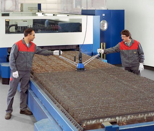 Der Maschinenbau muss sich weltweit auf neue Herausforderungen einstellen. (Bild: Trumpf) Der Maschinenbau muss sich weltweit auf neue Herausforderungen einstellen. (Bild: Trumpf)