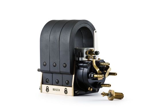 1902: Erste Bosch-Hochspannungs-Magnetzündung mit Zündkerze