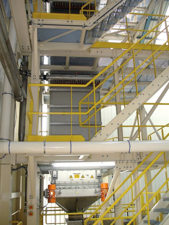 This heat exchanger cools sugar at the Brugelette plant in Belgium. (Pictures: Bulkflow) This heat exchanger cools sugar at the Brugelette plant in Belgium. (Pictures: Bulkflow)
