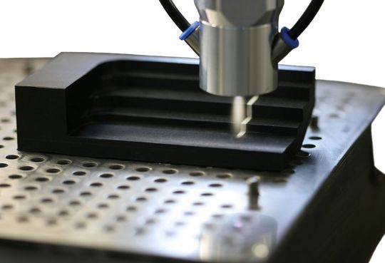 Direkt-Metallisierungs-/Beschichtungsverfahren plasmadust (Bild: Reinhausen Plasma) Direkt-Metallisierungs-/Beschichtungsverfahren plasmadust (Bild: Reinhausen Plasma)