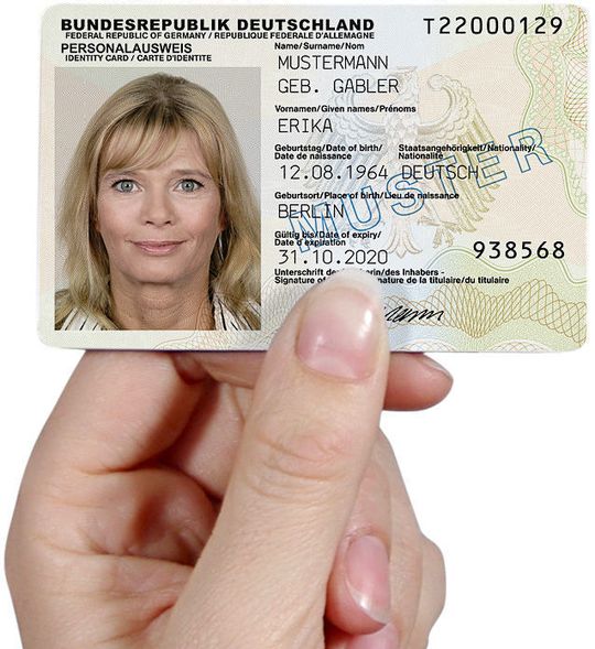 nPA: Acht Millionen Ausweise werden jährlich beantragt nPA: Acht Millionen Ausweise werden jährlich beantragt