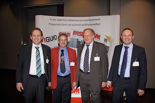Sie sorgten für die perfekte Organisation des 9. Swissmem Zerspanungsseminars, v.l.n.r.: Edouard Lysser (Produktmanager Zerspanungswerkzeuge, Diametal AG), René Näf (Vize Direktor und Marketingleiter Urma AG) sowie Peter Vogel (Ressortleiter, Swissmem) der das Ressort Werkzeug- und Formenbau in Zukunft an Pascal Streif (Ressortleiter Swissmem) übergeben wird. (Bild: Böhm) Sie sorgten für die perfekte Organisation des 9. Swissmem Zerspanungsseminars, v.l.n.r.: Edouard Lysser (Produktmanager Zerspanungswerkzeuge, Diametal AG), René Näf (Vize Direktor und Marketingleiter Urma AG) sowie Peter Vogel (Ressortleiter, Swissmem) der das Ressort Werkzeug- und Formenbau in Zukunft an Pascal Streif (Ressortleiter Swissmem) übergeben wird. (Bild: Böhm)