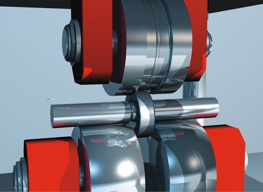 Gleichzeitiges Aufweiten und Profilieren beim Kaltringwalzen spart Material. Bild: Profiroll Gleichzeitiges Aufweiten und Profilieren beim Kaltringwalzen spart Material. Bild: Profiroll