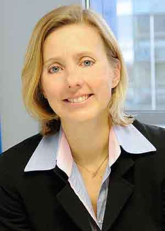 Dr. Marianne Janik übernimmt spätestens ab dem 1. Juli die Leitung des Geschäftsbereichs Public Sector bei Microsoft Deutschland Dr. Marianne Janik übernimmt spätestens ab dem 1. Juli die Leitung des Geschäftsbereichs Public Sector bei Microsoft Deutschland
