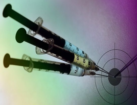 Zielorientiert: Die SQL Injection ist nach wie vor ein effektives Mittel zum Angriff auf Datenbank-Server. Zielorientiert: Die SQL Injection ist nach wie vor ein effektives Mittel zum Angriff auf Datenbank-Server.