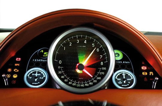 Schrittmotoren sind das Herz vieler moderner Anzeigeinstrumente im KFZ (Bild: Paragon AG) Schrittmotoren sind das Herz vieler moderner Anzeigeinstrumente im KFZ (Bild: Paragon AG)