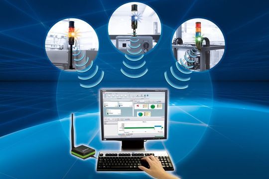 Mit WIN kann der Anwender bis zu fünfzig verschiedene Maschinen drahtlos am PC überwachen. Mit WIN kann der Anwender bis zu fünfzig verschiedene Maschinen drahtlos am PC überwachen.