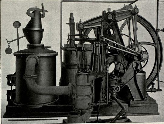 Bild 1: Diese Feuerluftmaschine von 1878, gefertigt von A & F Brown, New York, war 2,5 m hoch, 3,4 m breit und wog 10 t. (Bild: Verfasser)