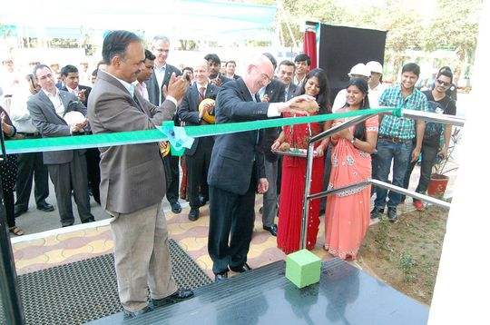 Indian ritual: Dr. Tony Van Osselaer, Member of the Executive Committee of Bayer MaterialScience, at the coconut breaking ceremony. (Picture: Bayer MaterialScience) Indian ritual: Dr. Tony Van Osselaer, Member of the Executive Committee of Bayer MaterialScience, at the coconut breaking ceremony. (Picture: Bayer MaterialScience)
