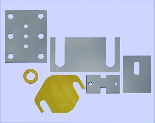 Neue 10 Mikrometer Metallfolie (Bild: Georg Martin) Neue 10 Mikrometer Metallfolie (Bild: Georg Martin)