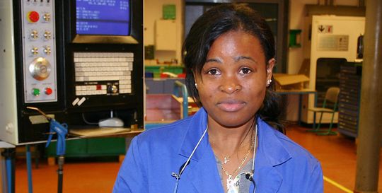 Aline Mekongo, 20 ans, est actuellement en dernière année de CFC de polymécanicienne au CPNV. (Image: CPNV) Aline Mekongo, 20 ans, est actuellement en dernière année de CFC de polymécanicienne au CPNV. (Image: CPNV)