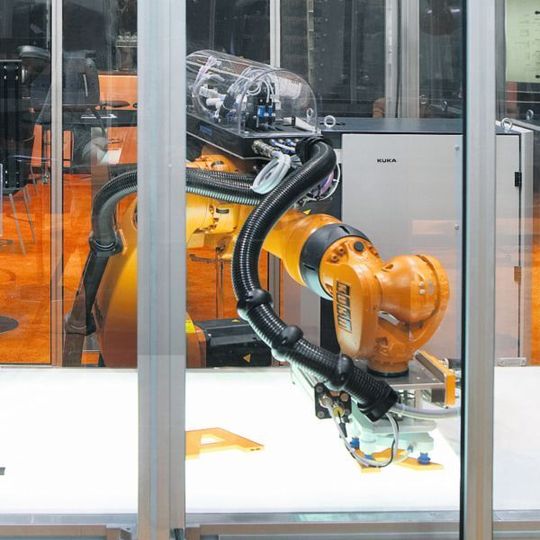 Mit der Anlage können auch lichtempfindliche Produkte sortiert werden. Bild: mk Technology Kitz Mit der Anlage können auch lichtempfindliche Produkte sortiert werden. Bild: mk Technology Kitz