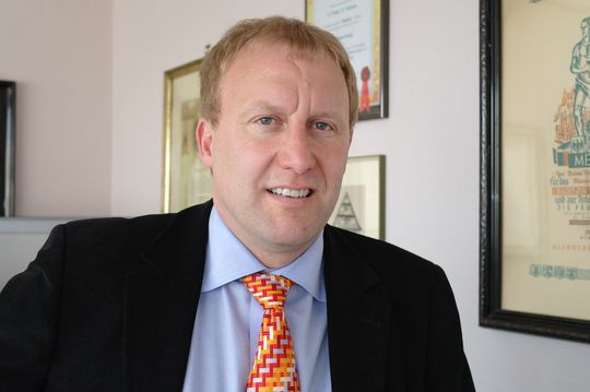 Steffen Schwerd, Geschäftsführer der Kinkele GmbH & Co. KG: "Nach den beiden rabenschwarzen Jahren 2009 und 2010 spüren wir leichten Aufwind." (Bild: Schreier) Steffen Schwerd, Geschäftsführer der Kinkele GmbH & Co. KG: "Nach den beiden rabenschwarzen Jahren 2009 und 2010 spüren wir leichten Aufwind." (Bild: Schreier)