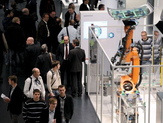 Nach wie vor dominierend: Der Ausstellungsbereich Industrial Automation. (Bild: Deutsche Messe AG) Nach wie vor dominierend: Der Ausstellungsbereich Industrial Automation. (Bild: Deutsche Messe AG)
