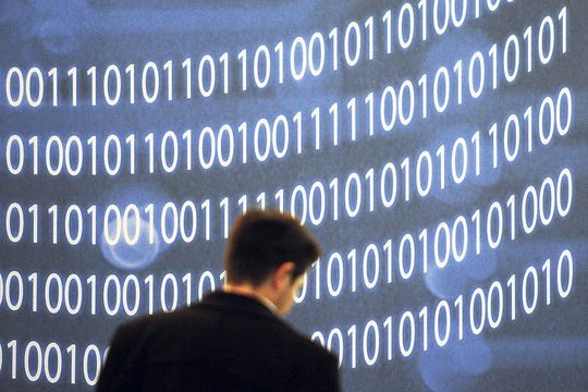 eGovernment: IT statt Papier eGovernment: IT statt Papier