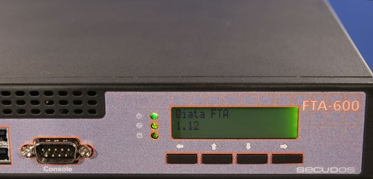 Große Dateien werden nicht als E-Mail-Anhang sondern über die Qiata-Appliance versandt. Große Dateien werden nicht als E-Mail-Anhang sondern über die Qiata-Appliance versandt.
